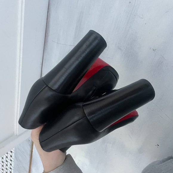 ❌SOLD❌Christian Louboutin Black Leather Booties Chunky Block High Heels Ankle - Picture 5 of 9